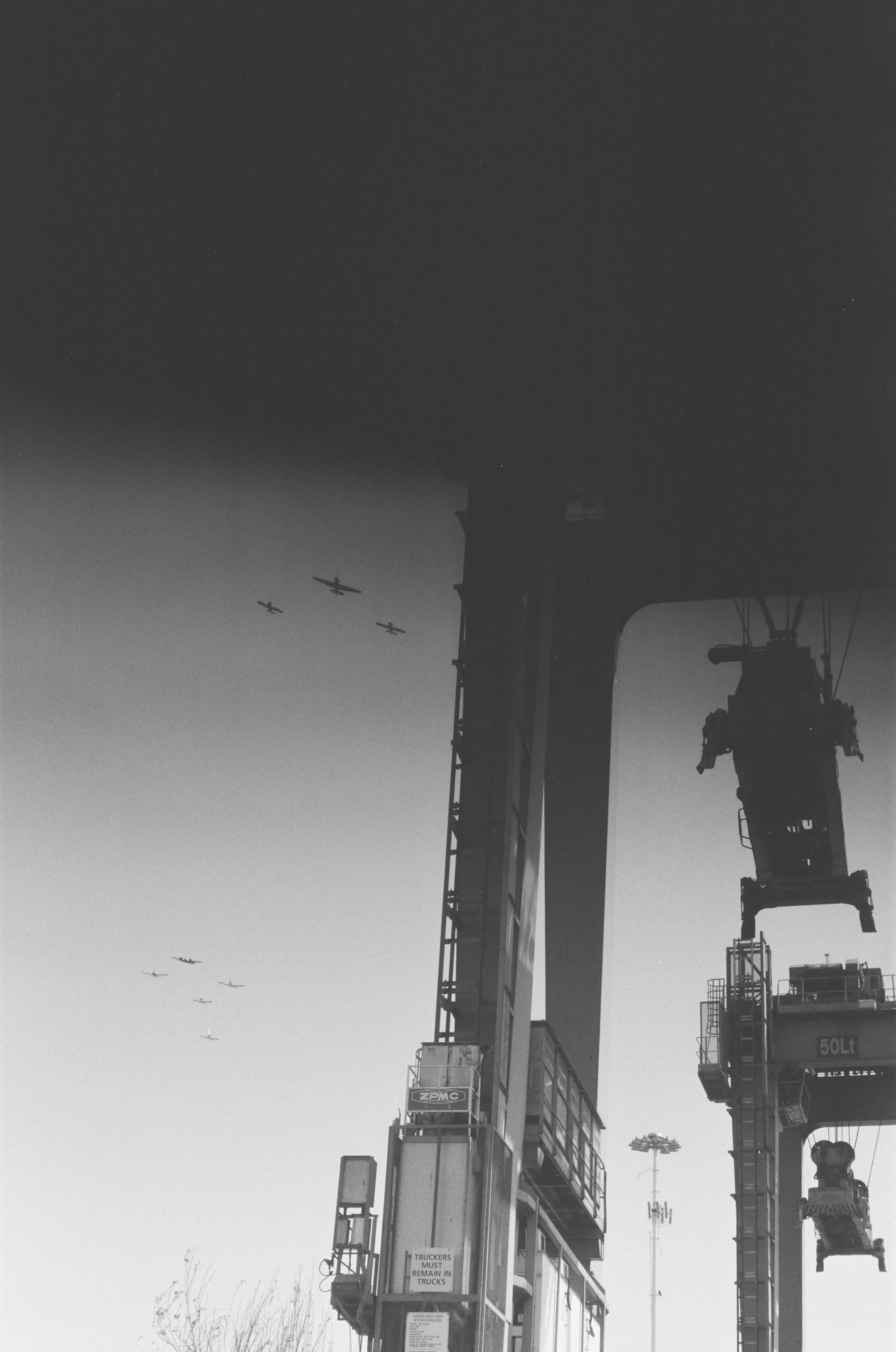 Shutter capping - planes and cranes - Canon FTb